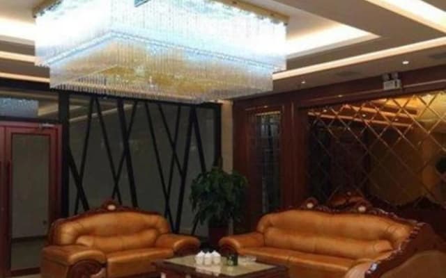 Jiuquan Chenglin Hotel