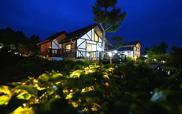 Seogwipo agHouse Pension(서귀포 에이지하우스펜션)