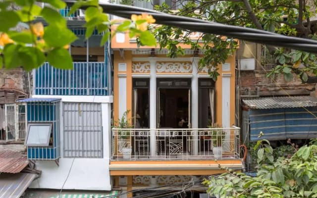 Centraltique Downtown - Bespoke Colonial House Near Hoan Kiem Lake(Centraltique Downtown - Ngôi nhà thuộc địa Bespoke gần hồ Hoàn Kiếm)
