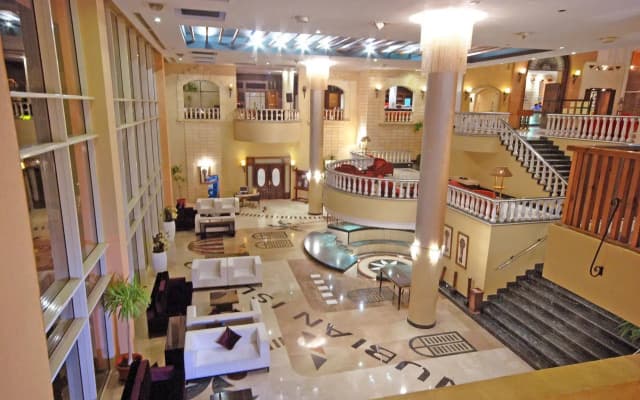 Nubian Island, Families and Couples only