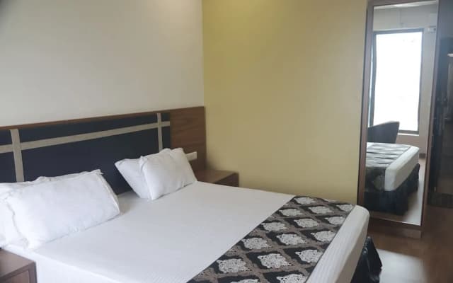 Heaven7 Hotel & Resort