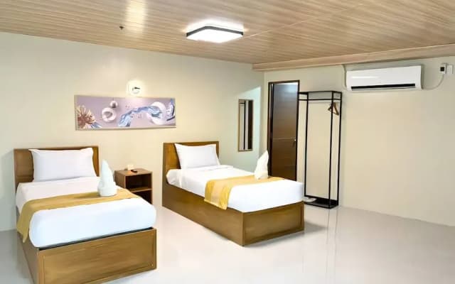Oyo 498 Algers Suites