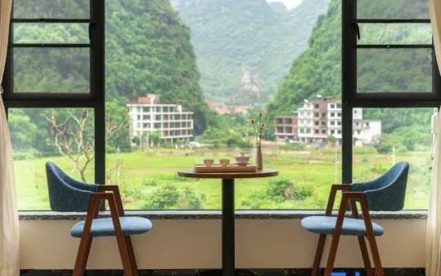 Yangshuo Xiaotaozi Home Hotel (Yulong River Ecological Park Qianqiuqing Branch)
