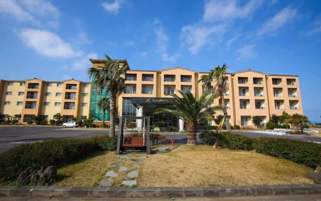 Hongik Jeju Hotel