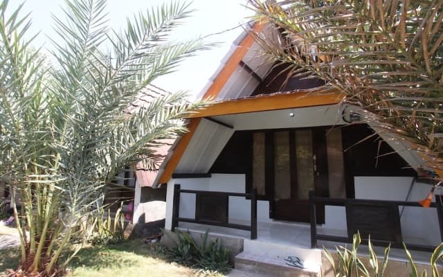OYO Life 93125 Kos Bale Lumbung Syariah