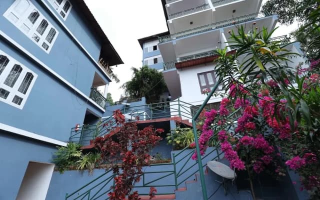Lazo Golden Valley Resort