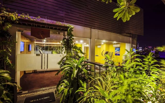 Alagon Central Hotel & Spa