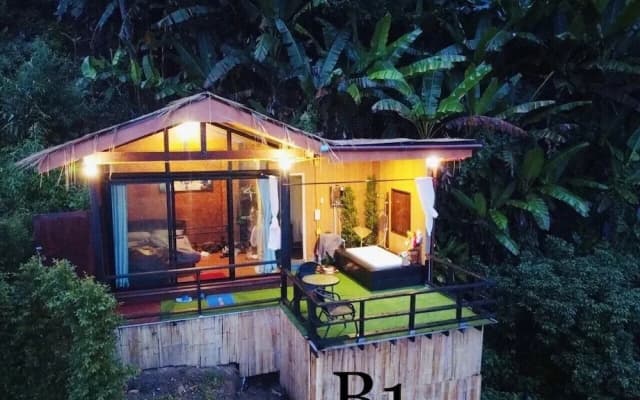 MonLomNao Homestay