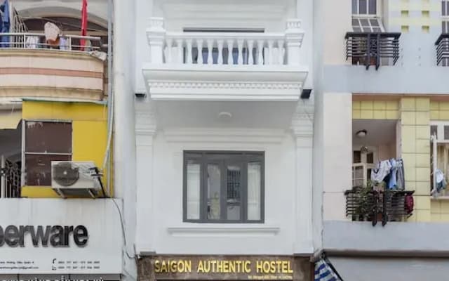 Saigon Authentic Hostel & Tours