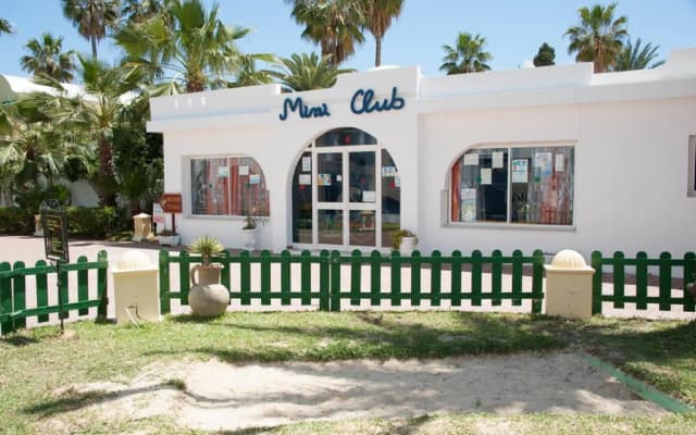 Hotel Nesrine