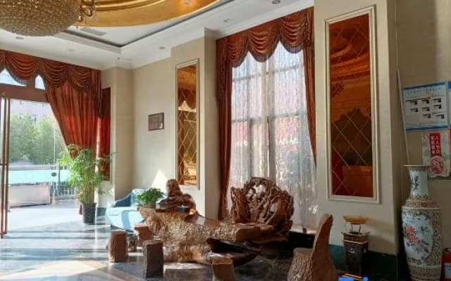 Yucai Business Hotel