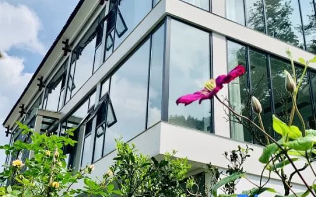 Huaxu Yimeng B&B (Zhangjiajie National Forest Park Branch)