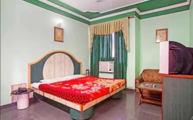 Hotel Chirag International