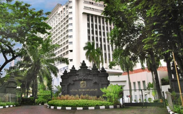 Отель Borobudur Jakarta