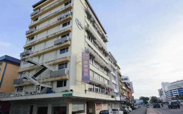 OYO 597 Winner Hotel