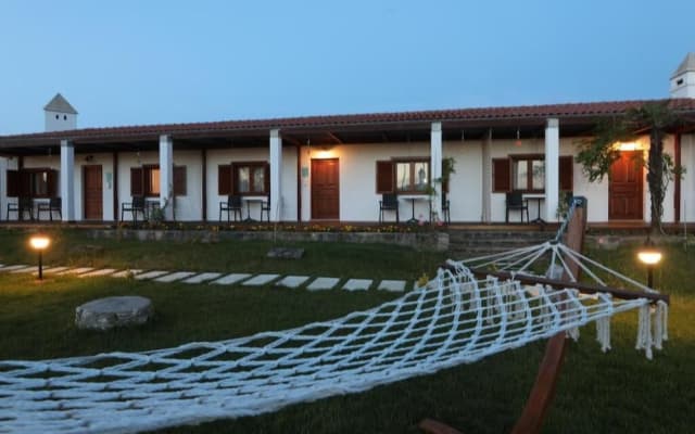 Tarihi Kumbaba Otel