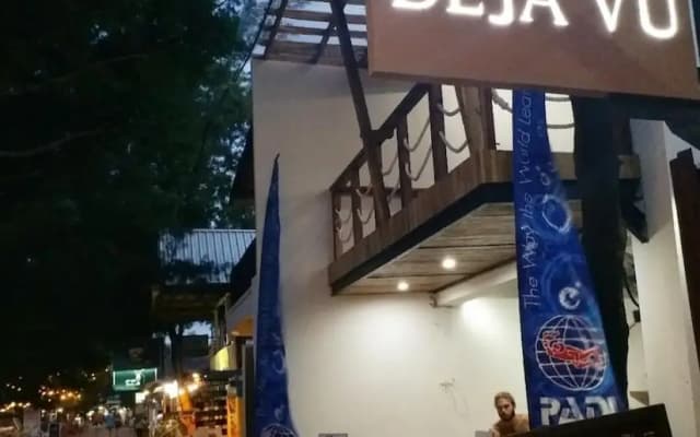 Dejavu Hotel Turtle Beach Gili Trawangan