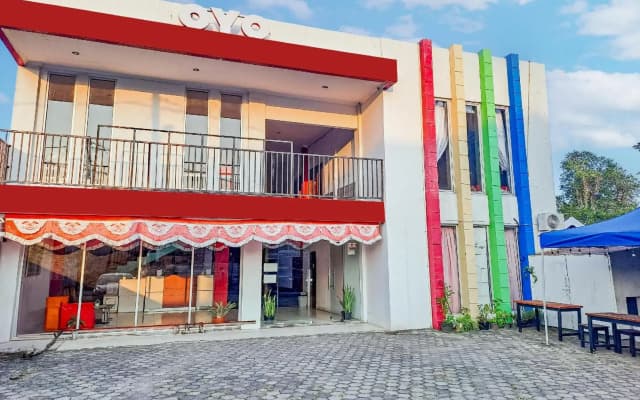 Pelangi Residence by OYO Rooms