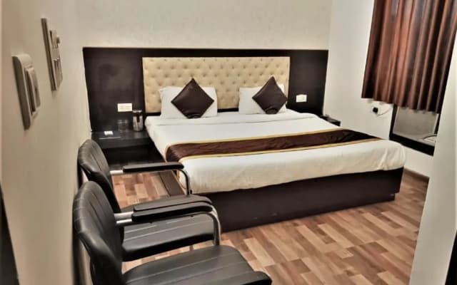 Click Collection Bareilly
