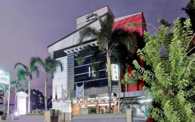 Treebo Symphony Hotels And Resorts Angamally