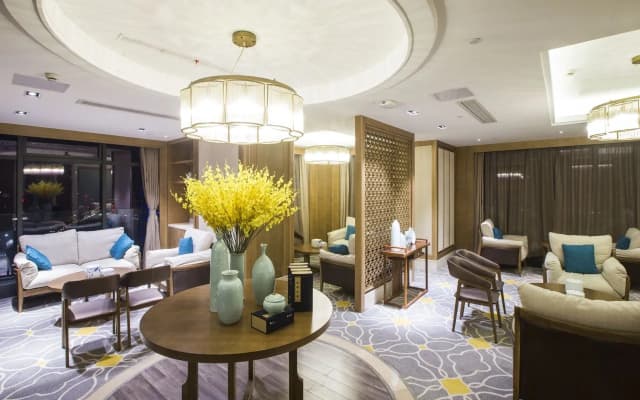 Taishan Blossom Hotel