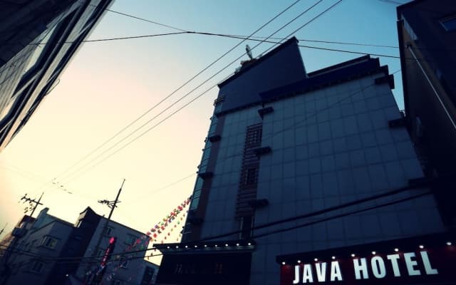 Java Hotel