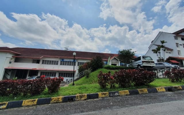 Selesa Hillhomes Golf Resort - T11L1Ga