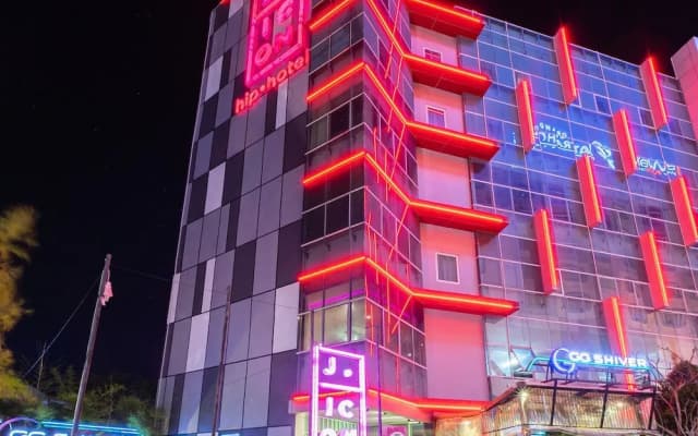 J.Icon Hip Hotel
