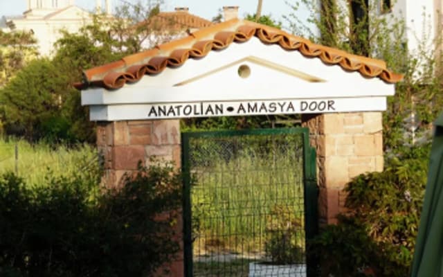 Cunda Alibey Han Otel