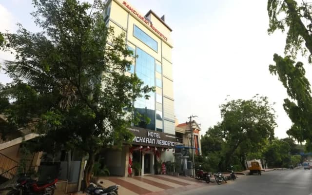 Hotel Ramcharan Residency