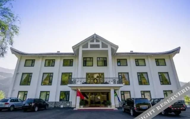 Shennongjia Xiangxiyuan Hotel