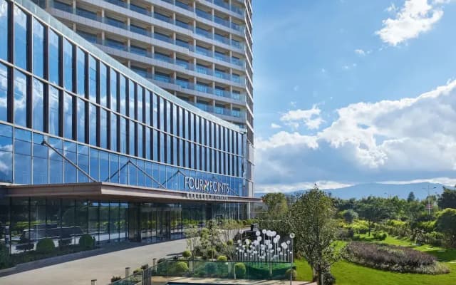 Four Points by Sheraton Dali, Erhai
