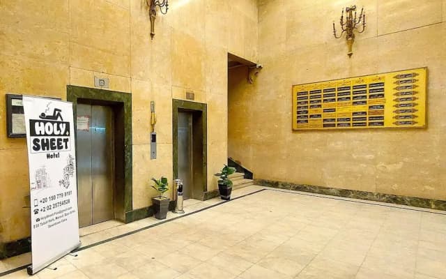 Holy Sheet Plus, Boutique Hotel