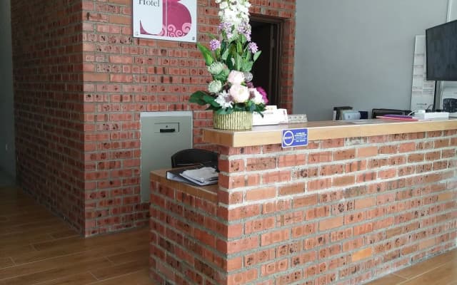 BL Hotel
