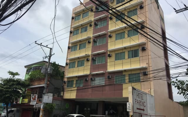 Canberry Hotel