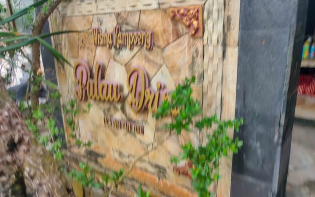 Hotel Kampoeng Drini RedPartner