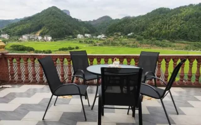 Langshan Bajiaozhai Xiao'er Farm House