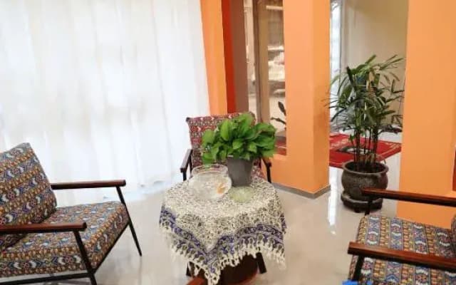 Covered Bridge Express Hotel (Suzhou Road Xinjiang Jiayin Hospital)