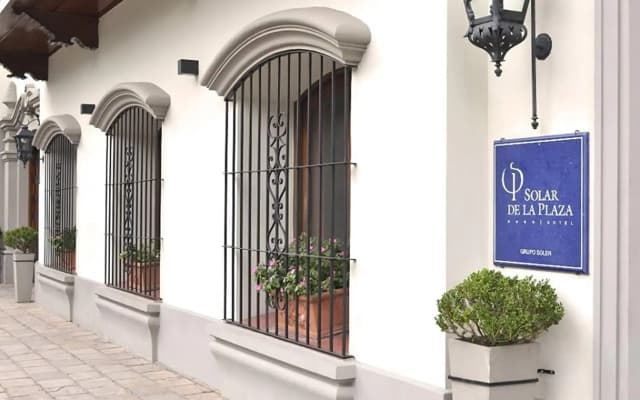 Solar De La Plaza