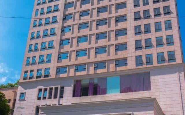 Weiye Hotel
