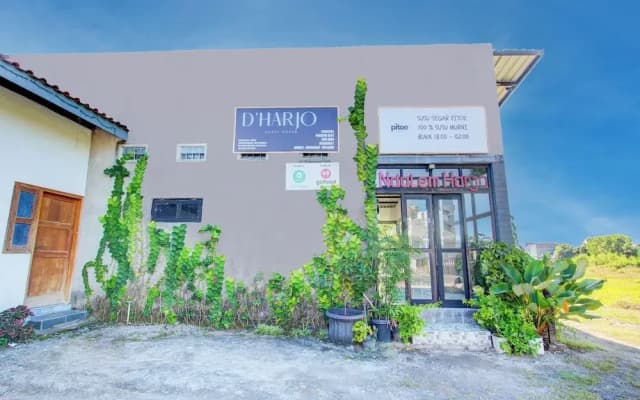 Hotel O D'harjo Guesthouse