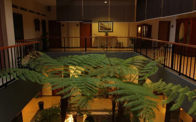 Hotel Sriti