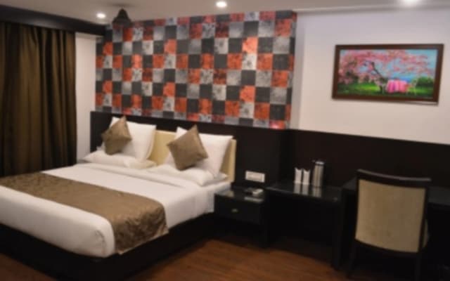 The City Grand Hotel