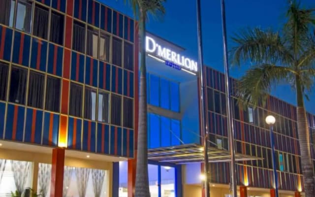 D'merlion Hotel By Zuzu