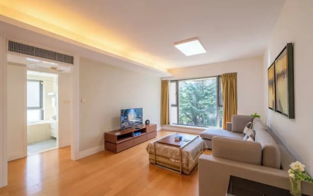 Tyms Cozy 2BR 1BA Apt Xuhui Metro