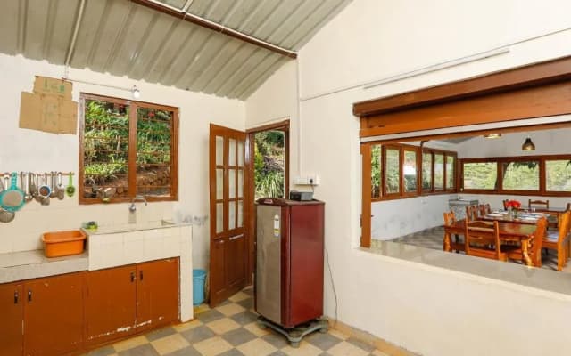 Devashola Homestay