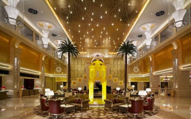 Sovereign Hotel Zhanjiang