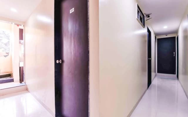 OYO 4960 Hotel new shree niwas