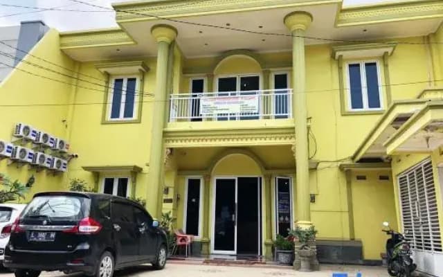 Homestay Babussalam Rungkut Mitra RedDoorz
