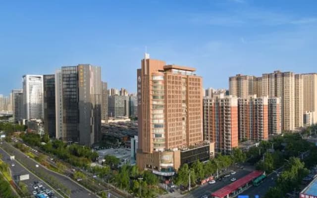 Zhengzhou East High-speed Railway Station Fumei Hotel